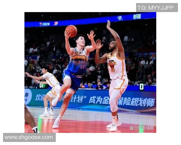 CBA山东对阵北京精彩文字解说全程回顾与分析 CBA山东对阵北京精彩文字解说全程回顾与分析