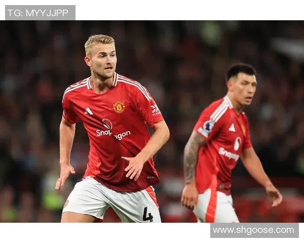 伊斯坦布尔对曼联比赛精彩回顾及最终比分分析 伊斯坦布尔对曼联比赛精彩回顾及最终比分分析