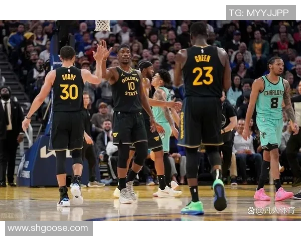 勇士与热火激战正酣2月28日NBA精彩对决不容错过